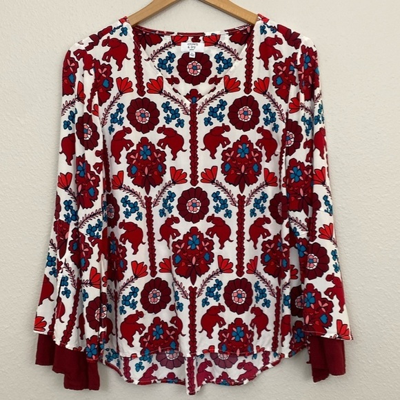 crown and ivy Boho Elephant print Blouse with Bell Sleeves size Petite Large - Picture 1 of 6